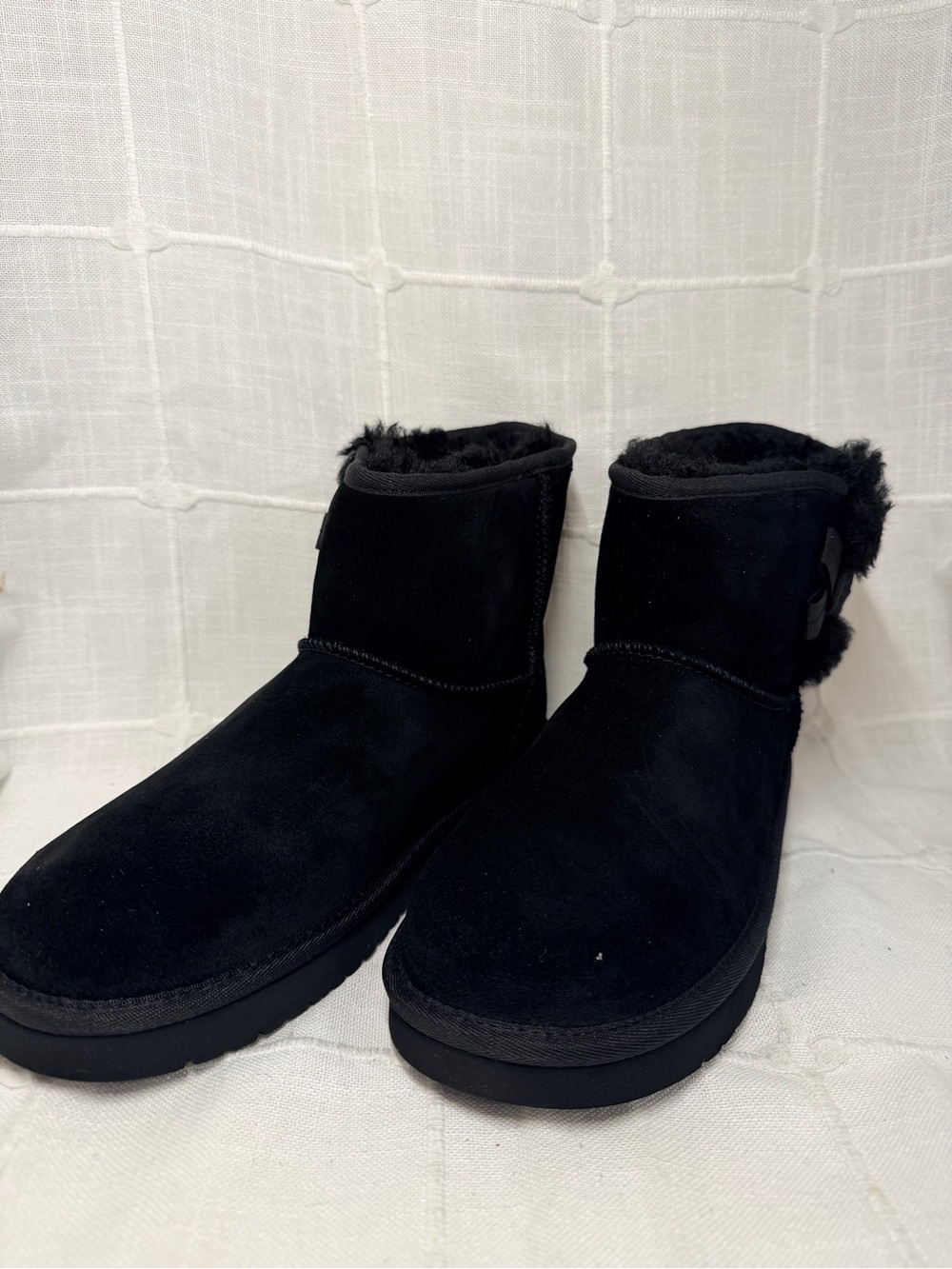 NWT Earth Worldly Black Suede Faux Fur Cozy Ankle Boots Women’s 8M